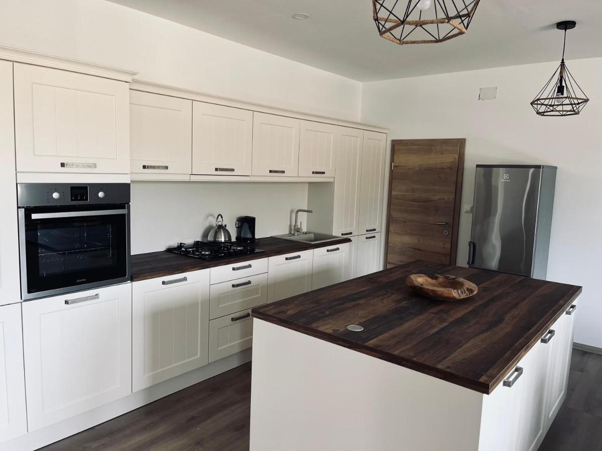Apartment Country House Zaton Tisina Екстер'єр фото