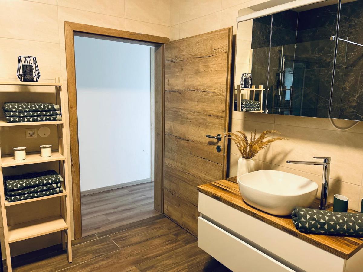 Apartment Country House Zaton Tisina Екстер'єр фото